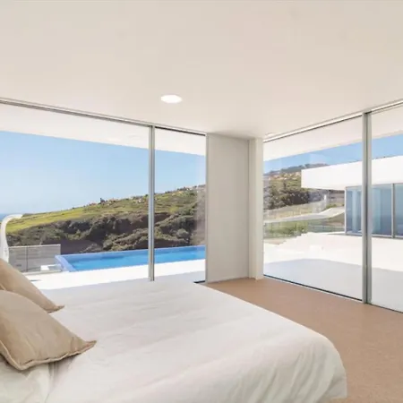 Camacho - Ultra Luxury *