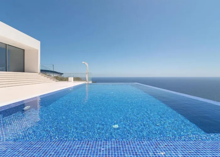 Camacho - Ultra Luxury Feriehus