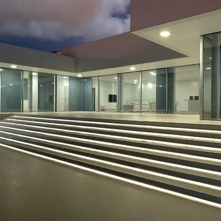 Camacho - Ultra Luxury * Calheta (Madeira)