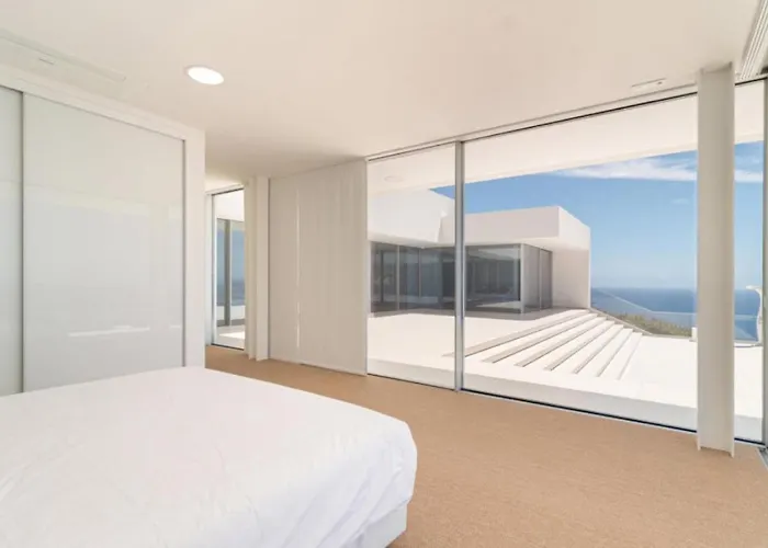 Camacho - Ultra Luxury * Calheta (Madeira)